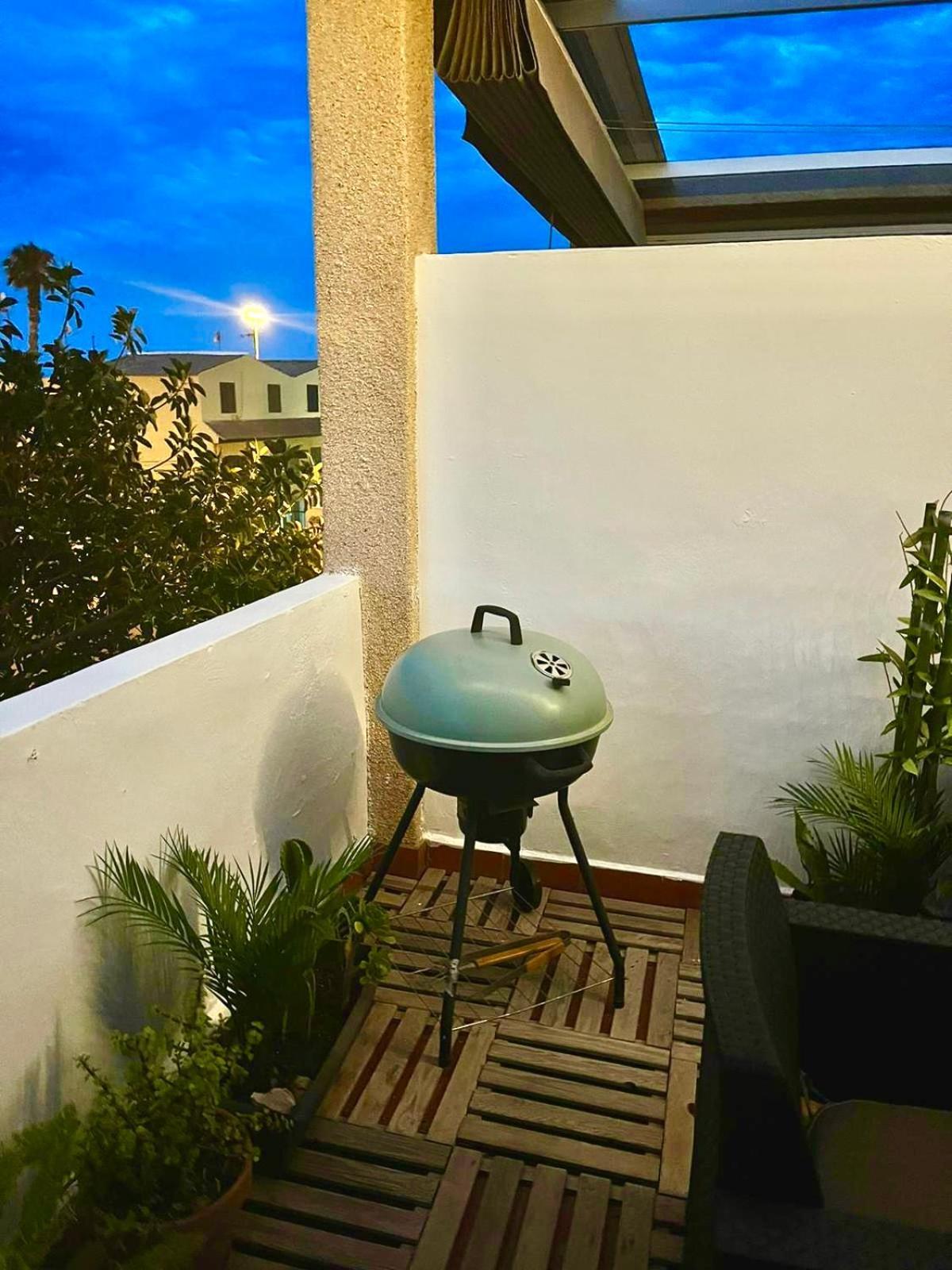 Przytulny Apartament 100M Od Plazy Torrevieja Buitenkant foto
