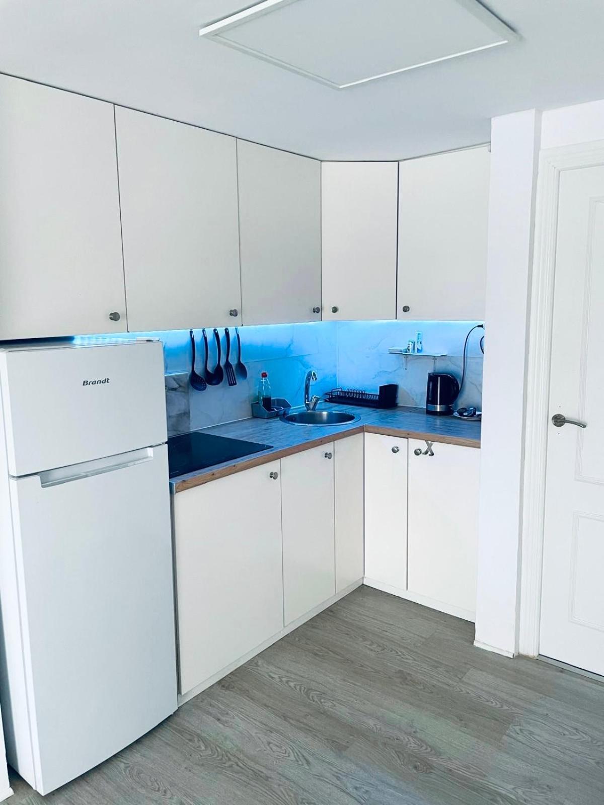Przytulny Apartament 100M Od Plazy Torrevieja Buitenkant foto