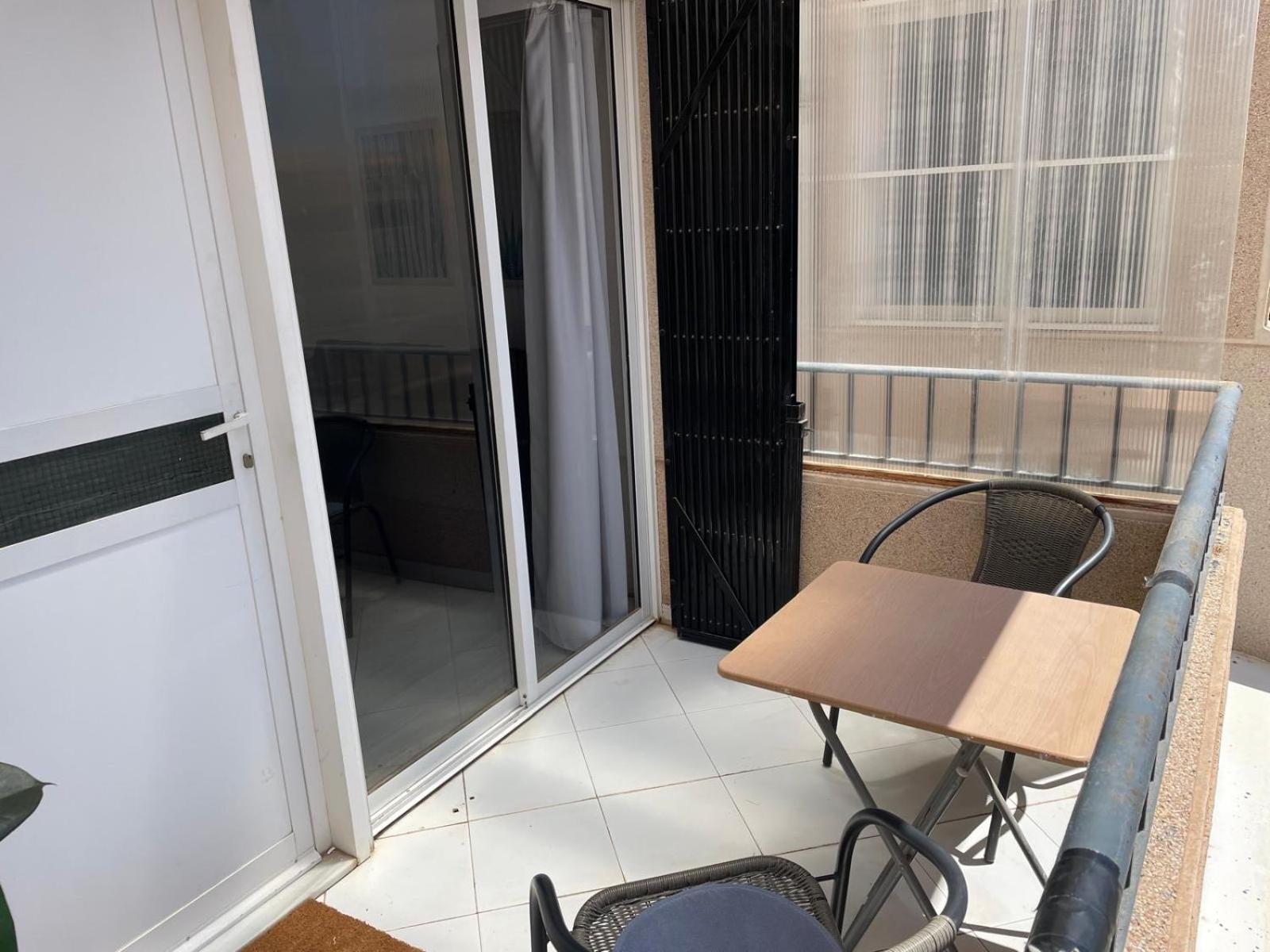 Przytulny Apartament 100M Od Plazy Torrevieja Buitenkant foto