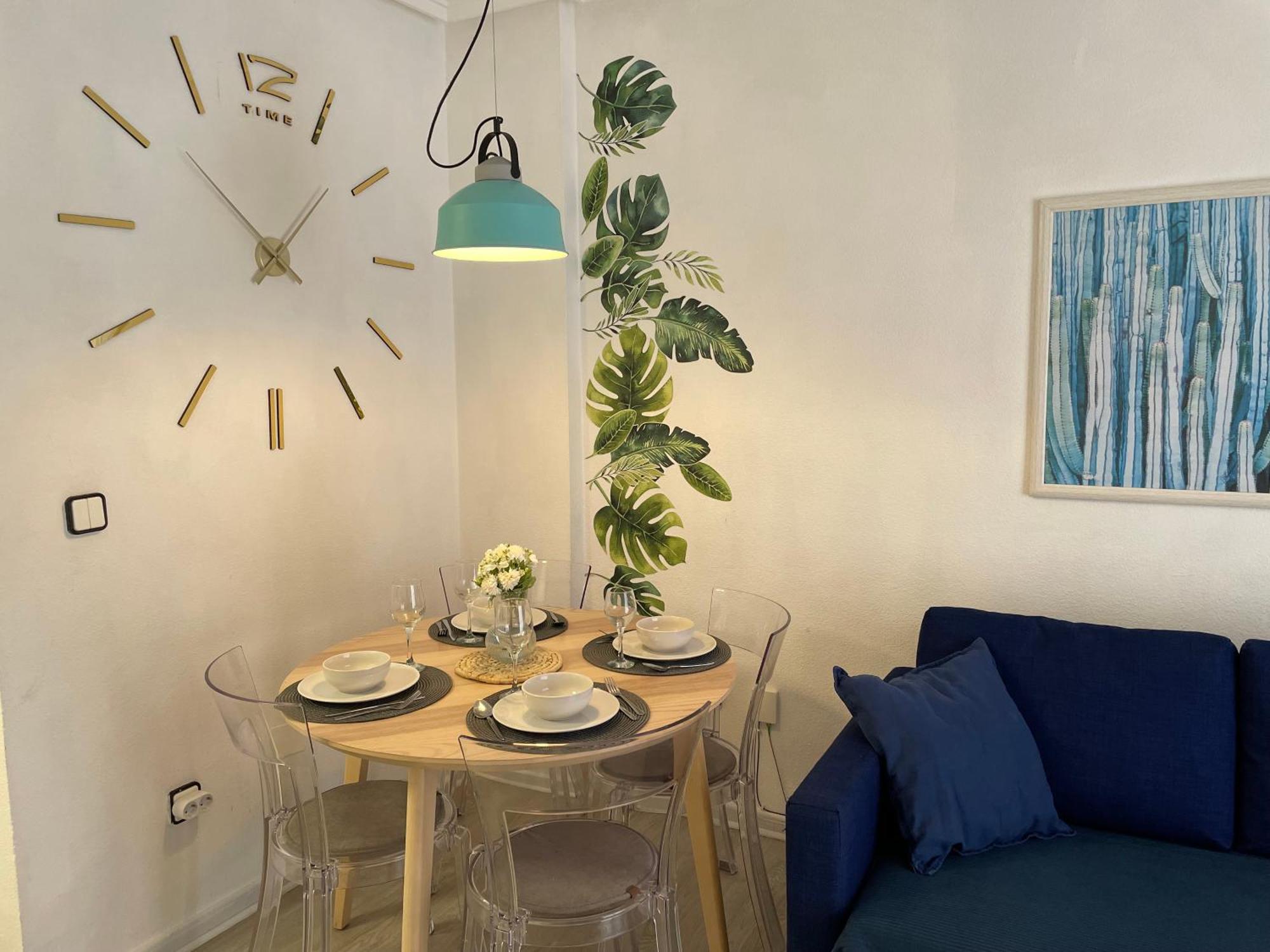Przytulny Apartament 100M Od Plazy Torrevieja Buitenkant foto
